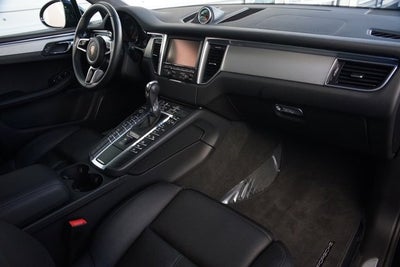 2015 Porsche Macan Turbo