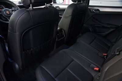 2015 Porsche Macan Turbo
