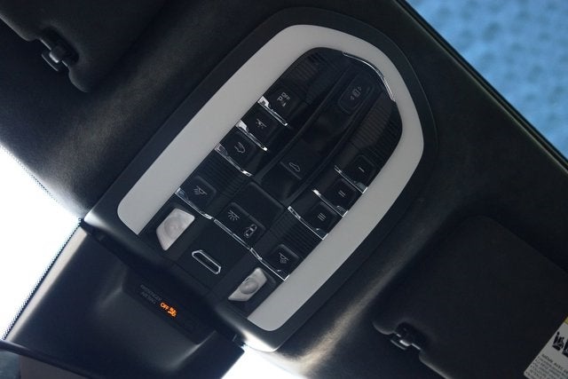 2015 Porsche Macan Turbo