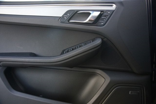 2015 Porsche Macan Turbo
