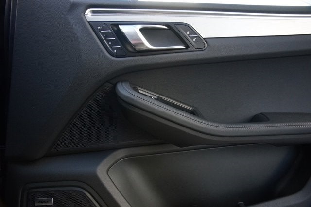 2015 Porsche Macan Turbo