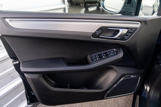 2018 Porsche Macan Turbo