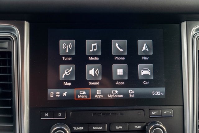 2018 Porsche Macan Turbo