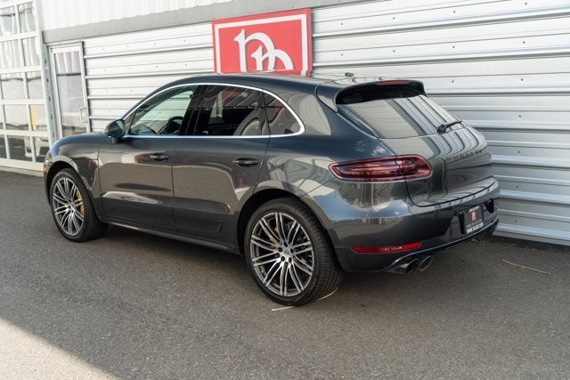 2018 Porsche Macan Turbo