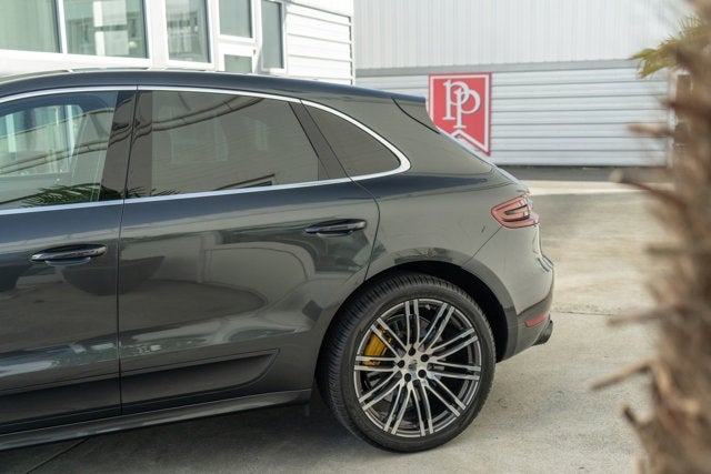 2018 Porsche Macan Turbo