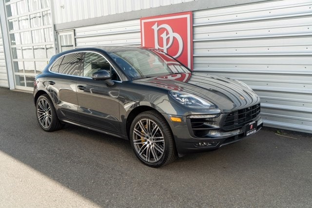 2018 Porsche Macan Turbo
