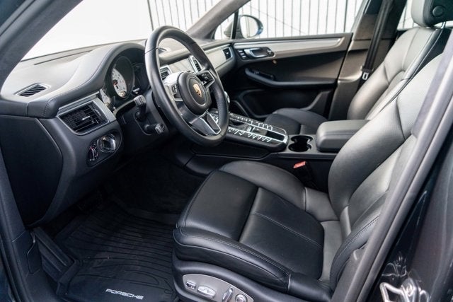 2018 Porsche Macan Turbo