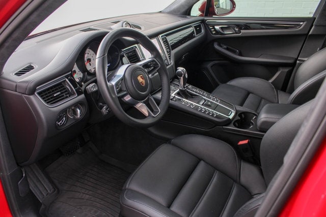 2018 Porsche Macan Turbo