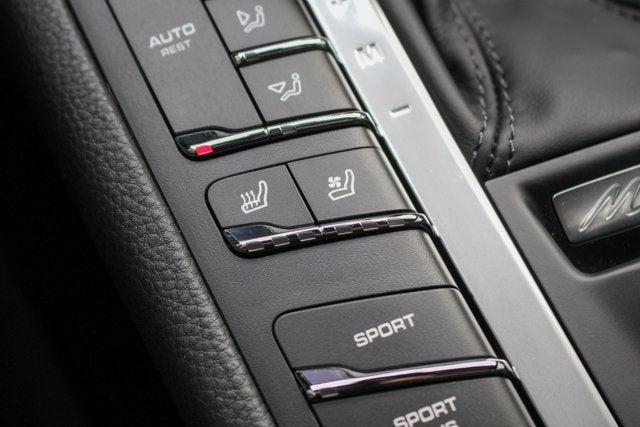 2018 Porsche Macan Turbo