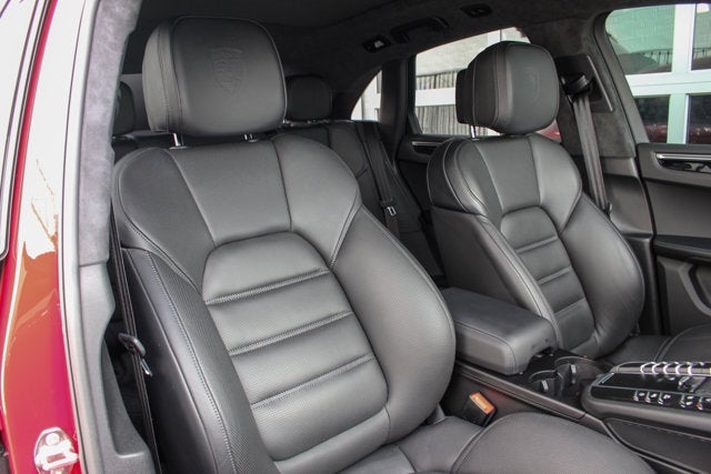 2018 Porsche Macan Turbo