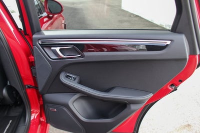 2018 Porsche Macan Turbo