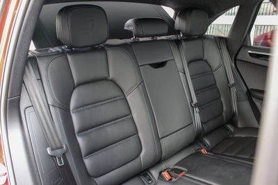 2018 Porsche Macan Turbo