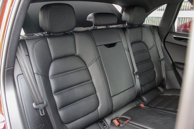 2018 Porsche Macan Turbo