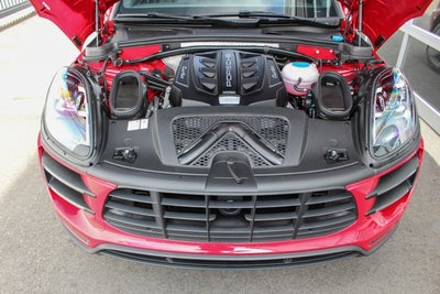 2018 Porsche Macan Turbo