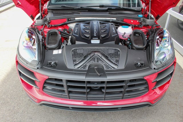 2018 Porsche Macan Turbo