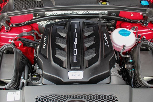 2018 Porsche Macan Turbo