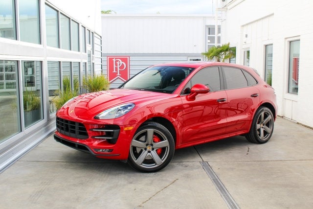 2018 Porsche Macan Turbo