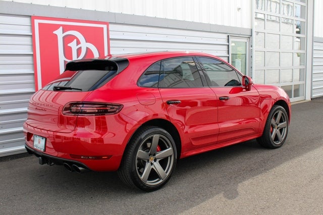 2018 Porsche Macan Turbo