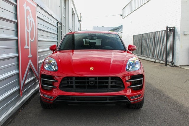 2018 Porsche Macan Turbo