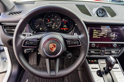 2024 Porsche Macan GTS