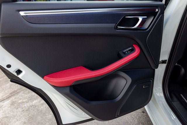 2024 Porsche Macan GTS