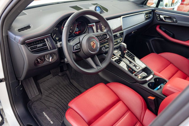 2024 Porsche Macan GTS