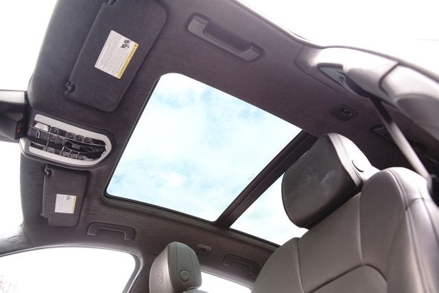 2016 Porsche Macan Turbo