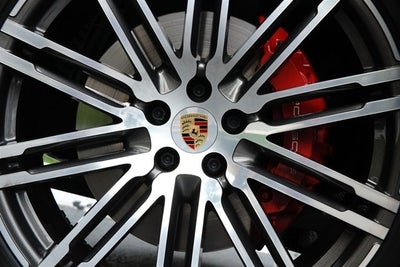 2016 Porsche Macan Turbo