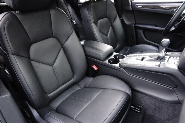 2016 Porsche Macan Turbo