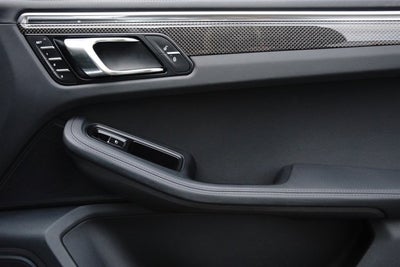 2016 Porsche Macan Turbo