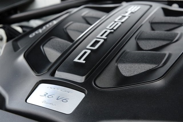 2016 Porsche Macan Turbo