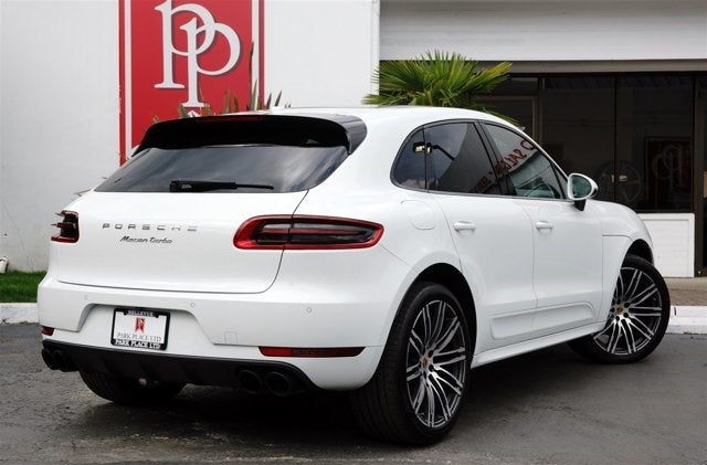 2016 Porsche Macan Turbo
