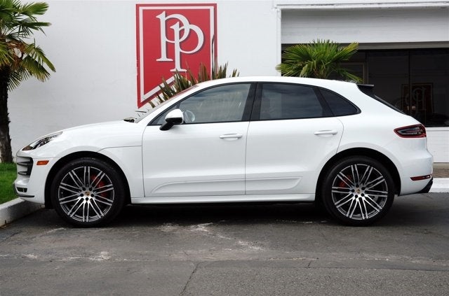 2016 Porsche Macan Turbo