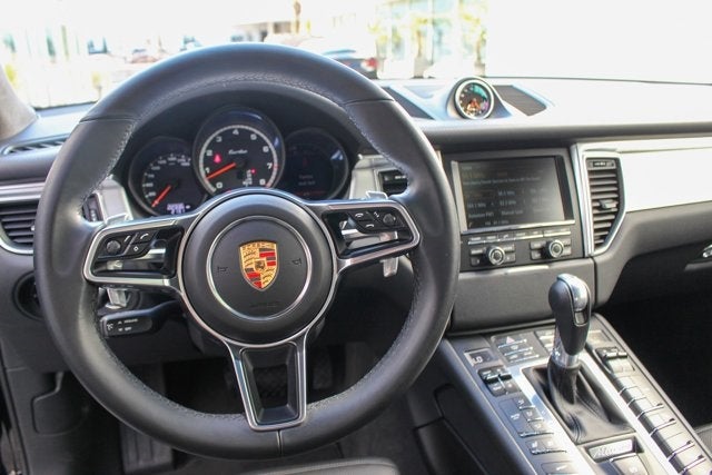 2015 Porsche Macan Turbo