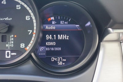2015 Porsche Macan Turbo