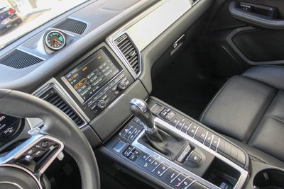 2015 Porsche Macan Turbo