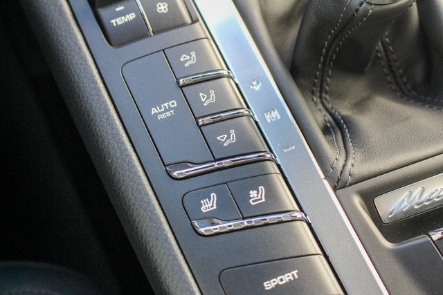 2015 Porsche Macan Turbo