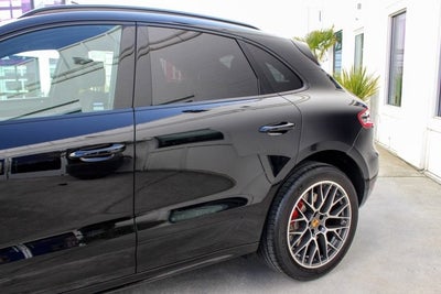 2015 Porsche Macan Turbo