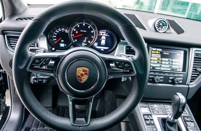2015 Porsche Macan Turbo