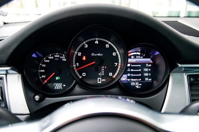 2015 Porsche Macan Turbo