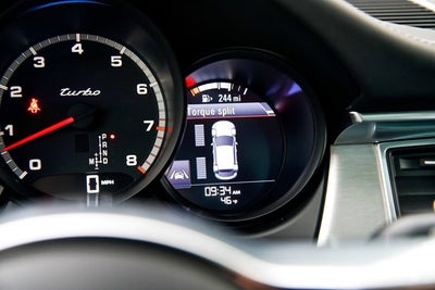 2015 Porsche Macan Turbo