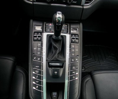 2015 Porsche Macan Turbo