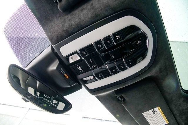 2015 Porsche Macan Turbo