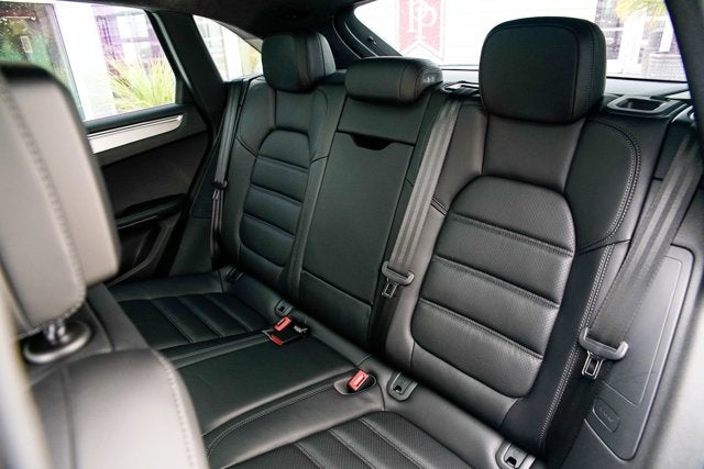2015 Porsche Macan Turbo