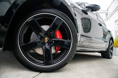 2015 Porsche Macan Turbo