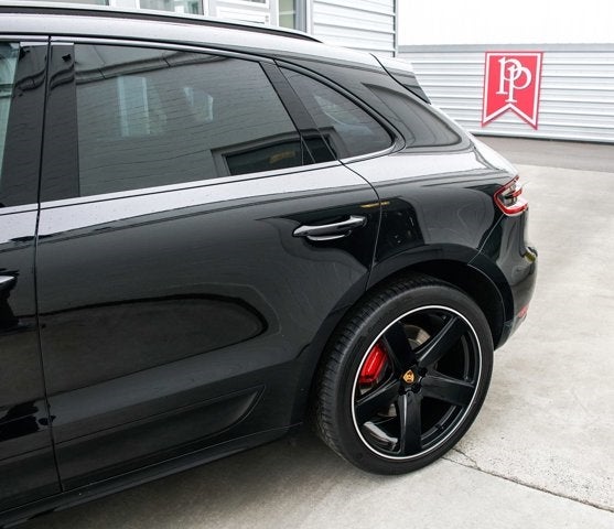 2015 Porsche Macan Turbo