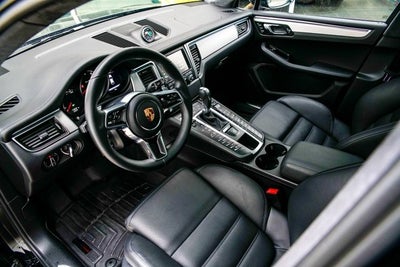 2015 Porsche Macan Turbo
