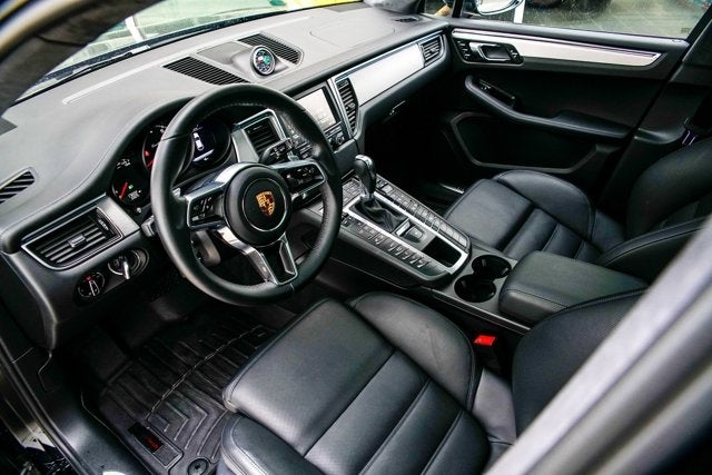 2015 Porsche Macan Turbo