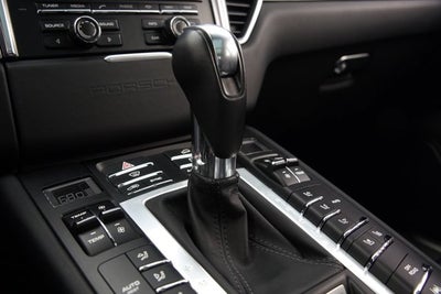 2015 Porsche Macan Turbo