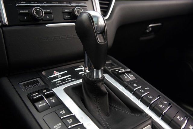 2015 Porsche Macan Turbo